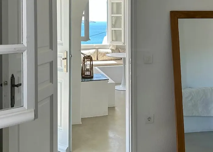 Blue And White Mykonos דירה *