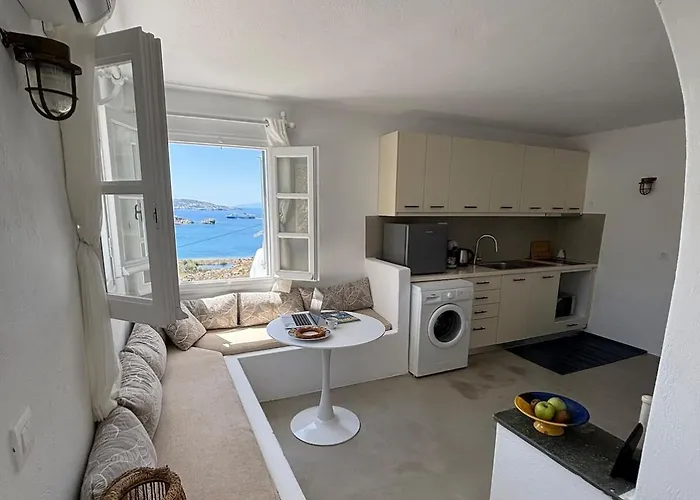 Blue And White Mykonos Daire