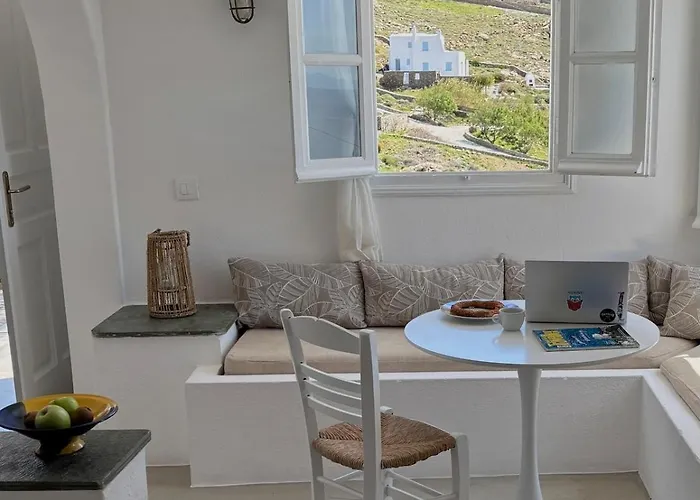 Blue And White Mykonos Daire